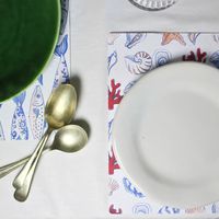 Growing Paper Fish & Shell Place Mats
